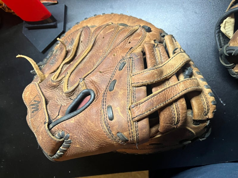 Mcgregor 35” RH Catcher's Softball Glove  (Used)