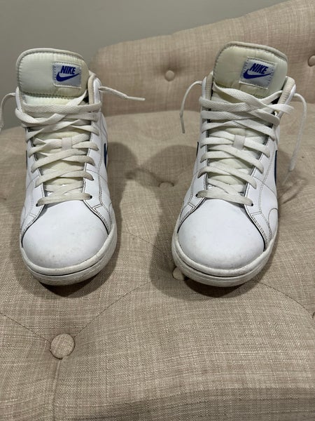White Men's Adult Size M 9.5 (W 10.5) Nike Shoes (Used)