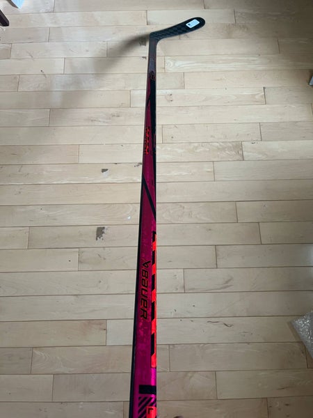 New Intermediate Bauer Red Twitch P92 55 Flex Right Handed Hockey Stick