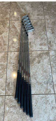 Men's TaylorMade 2014 tour preferred cb Left Hand Iron Set Stiff Flex 6 Pieces (Used)