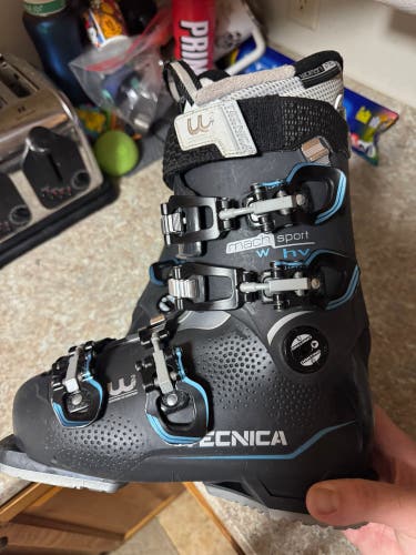 245 Women's Tecnica Mach Sport HV 75 W Ski Boots Soft Flex 24.5 24 240