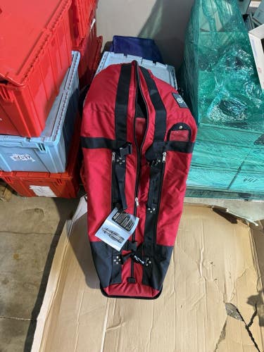 Club Glove College Traveler Travel Cover brand new red color