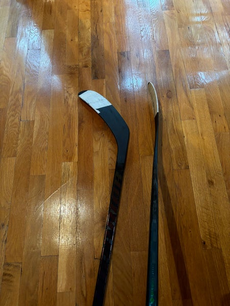 Senior Warrior Alpha LX2 PRO Right Handed Hockey Stick W28M Pro Stock (Used)