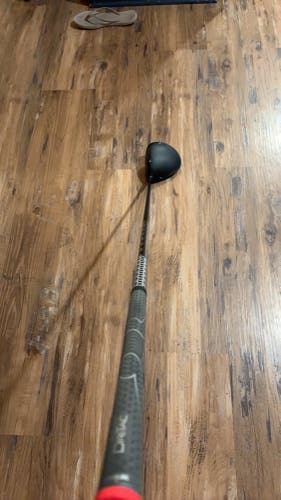Men's 2021 Cleveland Launcher XL Lite Right Handed Driver Regular Flex 10.5 Loft (Used)