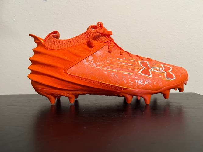 Under Armour Blur Smoke 2.0 Men's Size 9 Football Cleats Orange 3027978-800