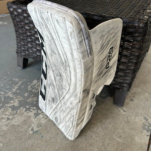 CCM Premier P2.9 Regular Goalie Blocker (Used)