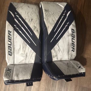 XS  Bauer Vapor 3X Goalie Leg Pads (Used)
