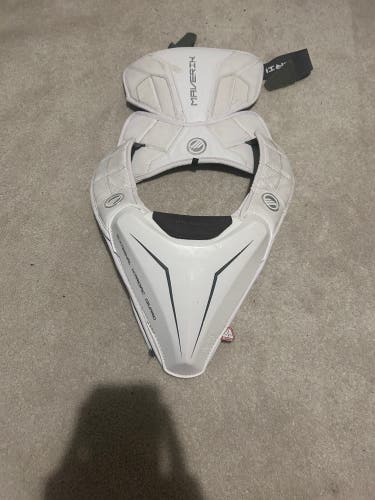 Medium Adult Maverik MAX EKG Shoulder Pads (Used)