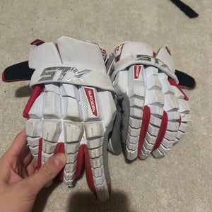 STX Surgeon RZR2 Lacrosse Gloves Large (Used)