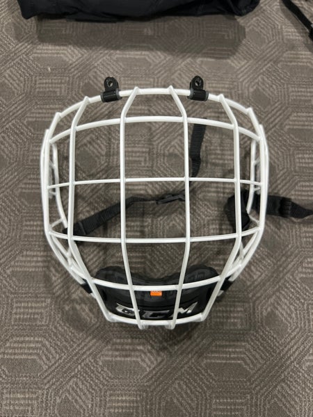 Medium CCM FM780 (New)
