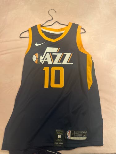 Men's Large Nike Swingman Jersey (New)