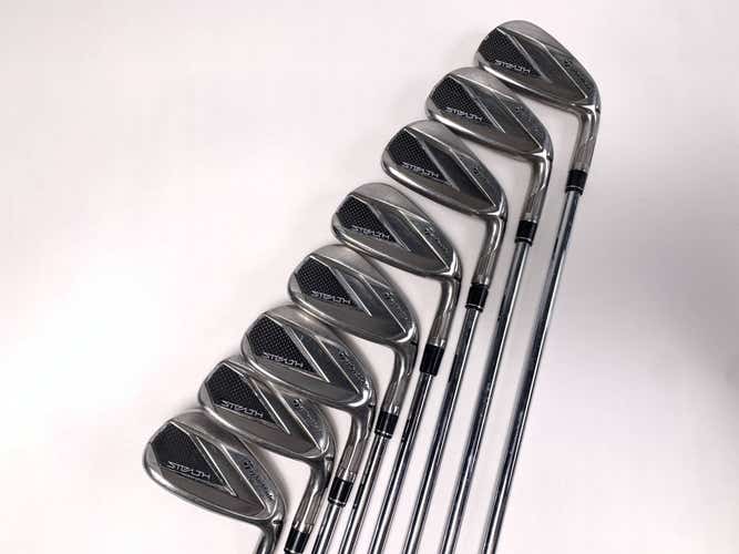 TaylorMade Stealth Iron Set 4-PW+GW Dynamic Gold R300 VSS Pro 95g Regular RH