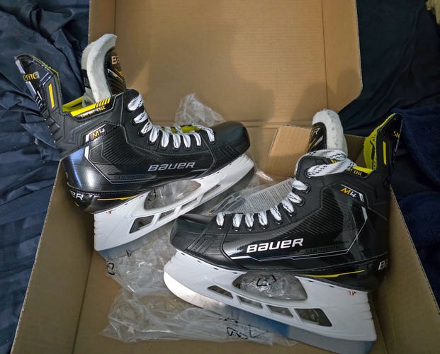 Bauer Supreme M4 Hockey Skates (Size 7.5/Fit 2) FREE SHIPPING!