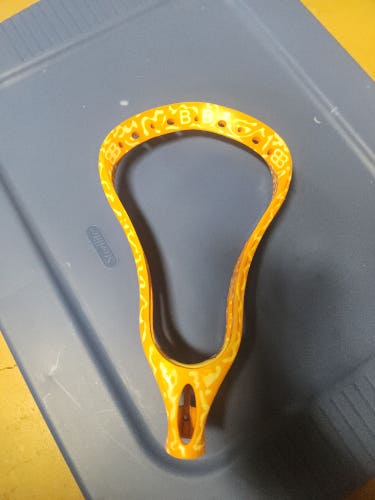 Adult Warrior Unstrung Evolution 2.0 Head (Used)