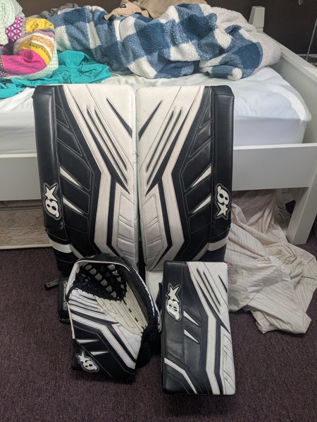 33" Brian's Gnetik V Regular Goalie Full Set (Used)