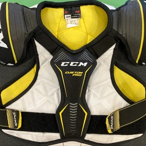 CCM Tacks Custom Pro Shoulder Pads | Size: Senior Small