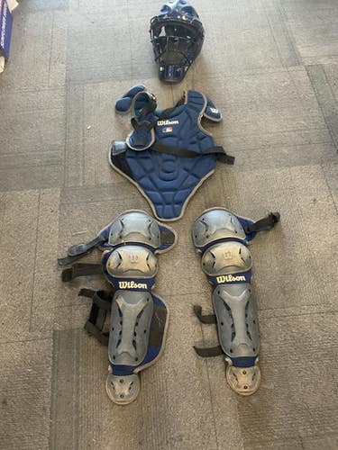 Used Wilson CATCHERS SET Catchers Equipment Other 11614-S000217361