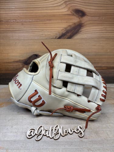 Wilson A2000 11.5" PP05 Broken In