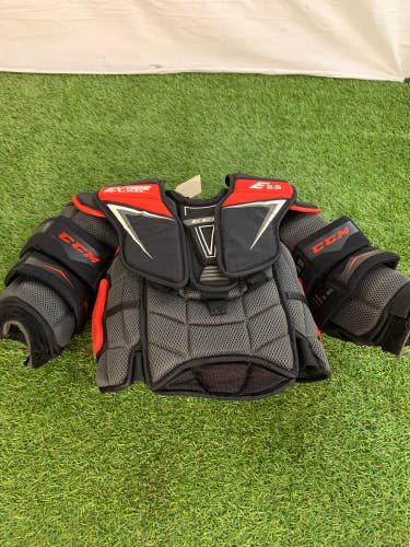 Youth OSFA CCM Extreme Flex E2.5 Goalie Chest Protector (Used)