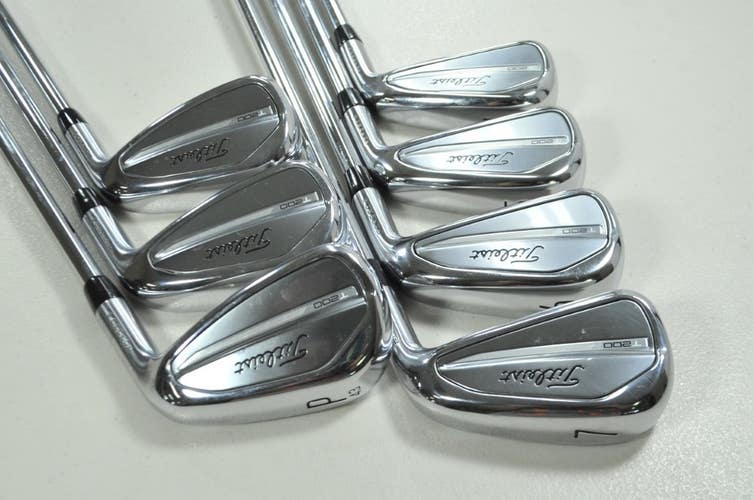 Titleist T200 2023 4-PW Iron Set Regular Flex Right AMT Black R300 Steel #199532