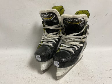 Used Bauer SUPREME M4 Intermediate Hockey Skate Intermediate 3.5 11855-S000187919