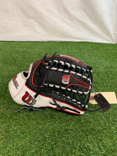 Wilson A2000 RH Outfield Baseball Glove 12.75" (New)