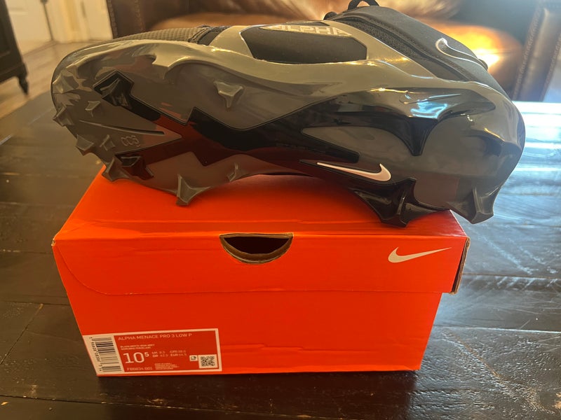 Men's  Size M 10.5 (W 11.5) Nike Alpha Menace Pro 3 (New)