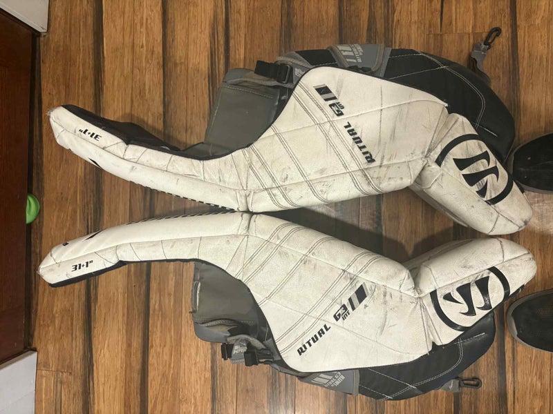 31" Warrior Ritual G3 Goalie Leg Pads (Used)