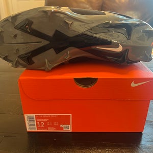 Men's  Size M 12.0 (W 13.0) Nike (New)