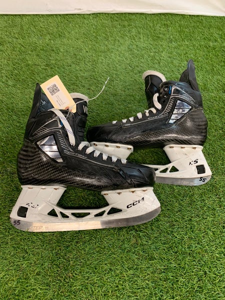 Senior True SVH Hockey Skates 9 (Used)