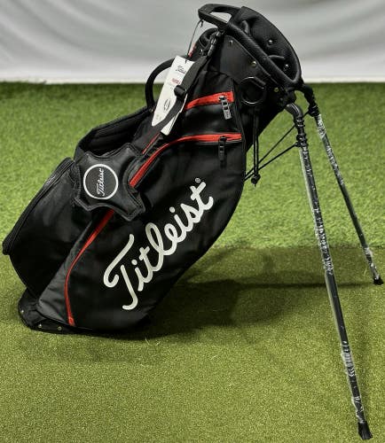 Titleist 2024 Players 4 Stand Carry Golf Bag TB23SX4 Black/Black/Red NEW