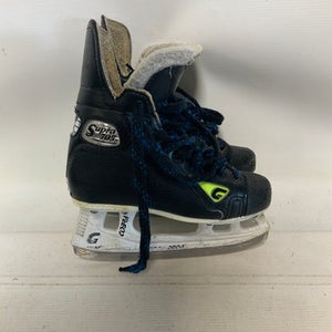 Used Graf SUPRA 705 Junior Hockey Skate Junior 02.5 11823-S000032892