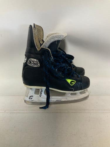 Used Graf SUPRA 705 Junior Hockey Skate Junior 02.5 11823-S000032892