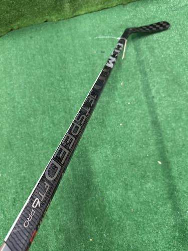 Senior CCM Jetspeed FT6 Pro Hockey Stick Right Handed P29 Pro Stock (Used)