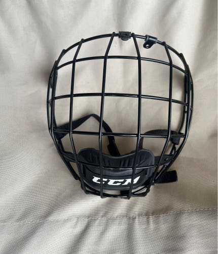 Large CCM FM580 Full Cage (Used)