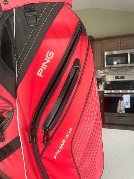 Ping pioneer golf bag