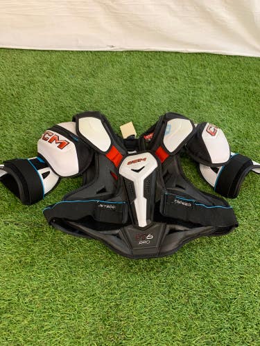 Small Senior CCM FT6 Pro Shoulder Pads (Used)