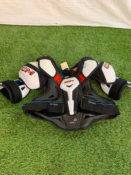 Small Senior CCM FT6 Pro Shoulder Pads (Used)