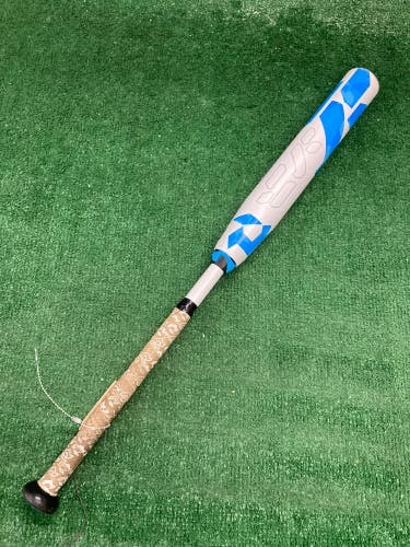 White 2023 DeMarini CF Composite Bat (-11) Composite 18 oz 29" (Used)