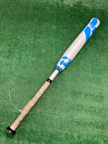 White 2023 DeMarini CF Composite Bat (-11) Composite 18 oz 29" (Used)