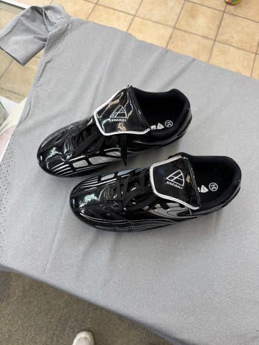 Vizari Striker FG Soccer Cleats - Size 3.5