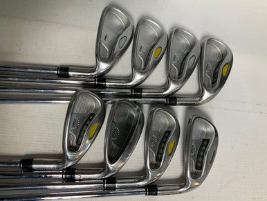 TaylorMade (Used) Right Handed Men's Regular Flex Steel Shaft 8 Pieces Iron Set