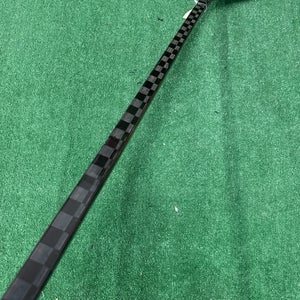 Pro Blackout Hockey Stick P88 | Senior LH