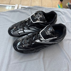 Vizari Striker FG Soccer Cleats - Size 7.5