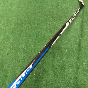 True XC9 ACF Hockey Stick TC4 | Senior LH Pro Stock