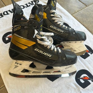 Size 10 Fit 2 Bauer Supreme UltraSonic Hockey Skates