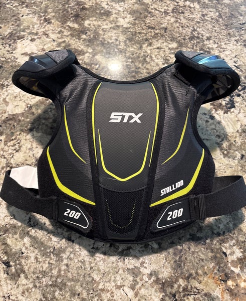 Youth Small STX Stallion 200 Shoulder Pads (Used)