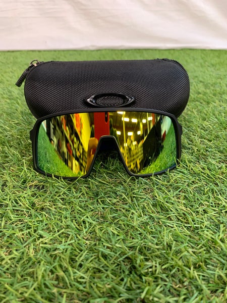 Black Men's Adult Oakley Sutro Sunglasses (New)
