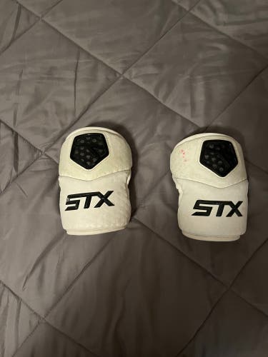 Medium/Large Adult STX Arm Pads (Used)