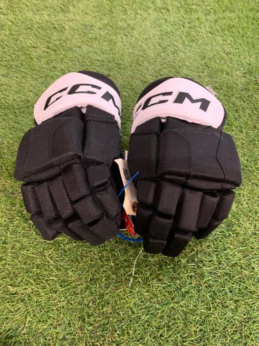 Black Senior CCM HGJSCHLPP Gloves 14" (New)